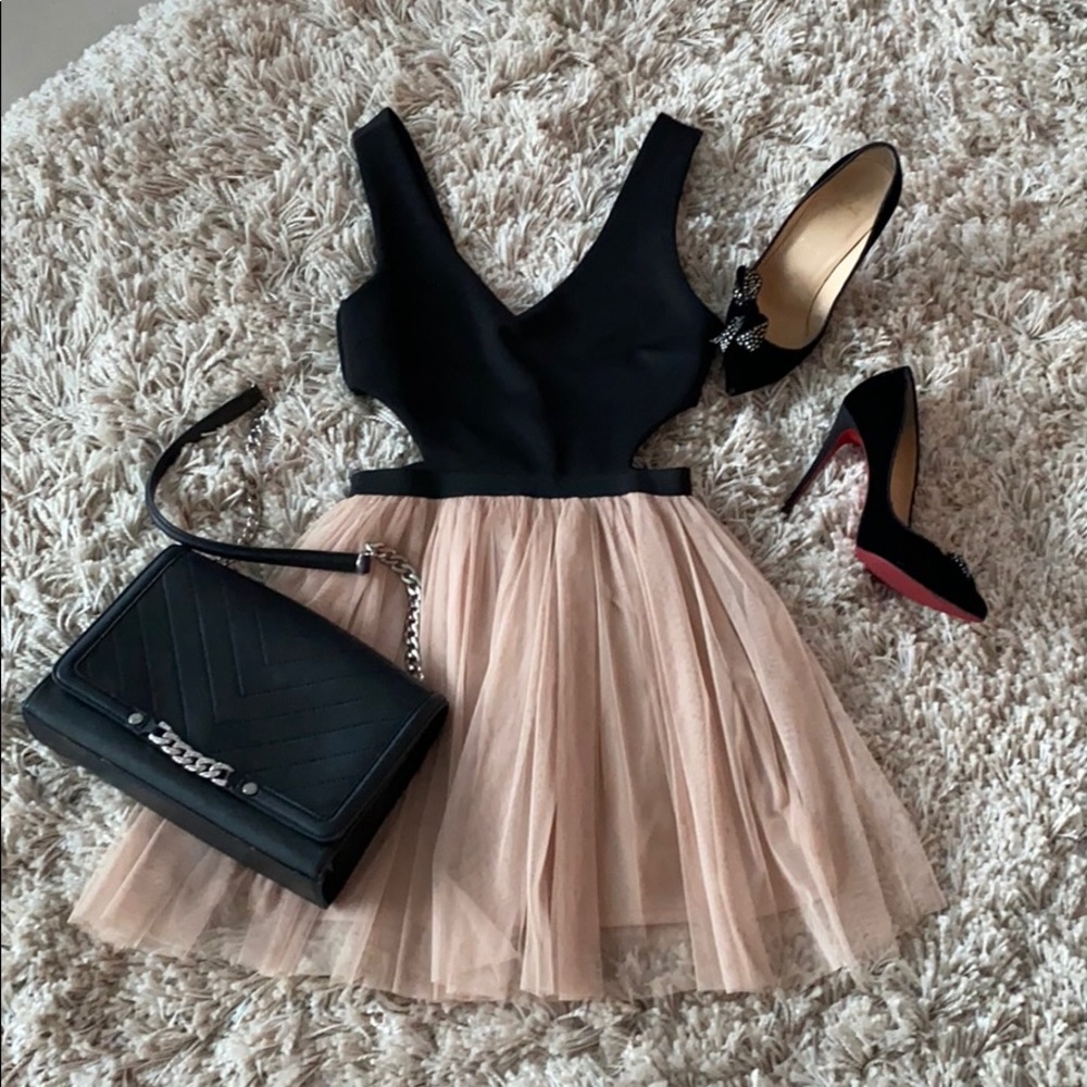 FOREVER 21 Mini Dress! 💃🏼